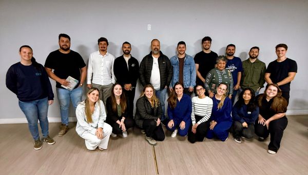 Equipe de Engenharia da CN recebe treinamento sobre a Norma de Desempenho