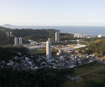 Boom imobiliário na Praia Brava de Itajaí